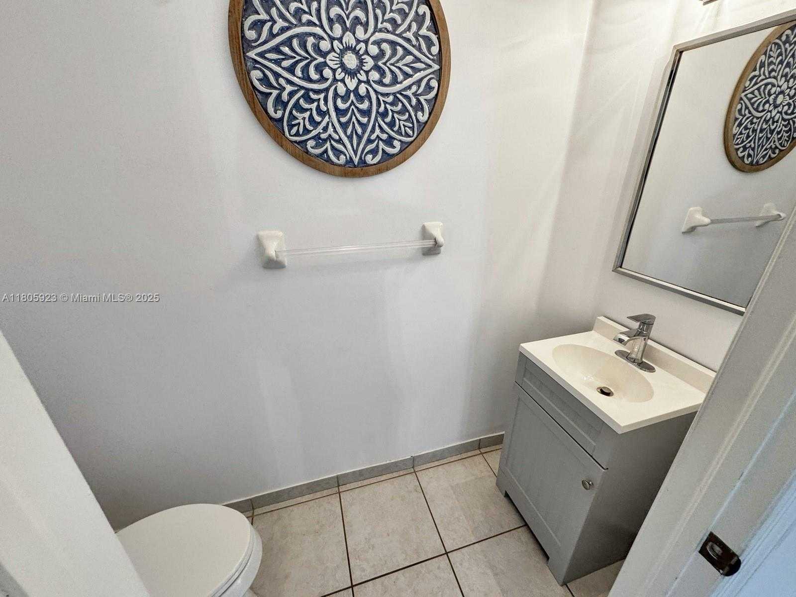 Small Image of 1104 NORTH WEST 100TH AVE, Pembroke Pines Number 14