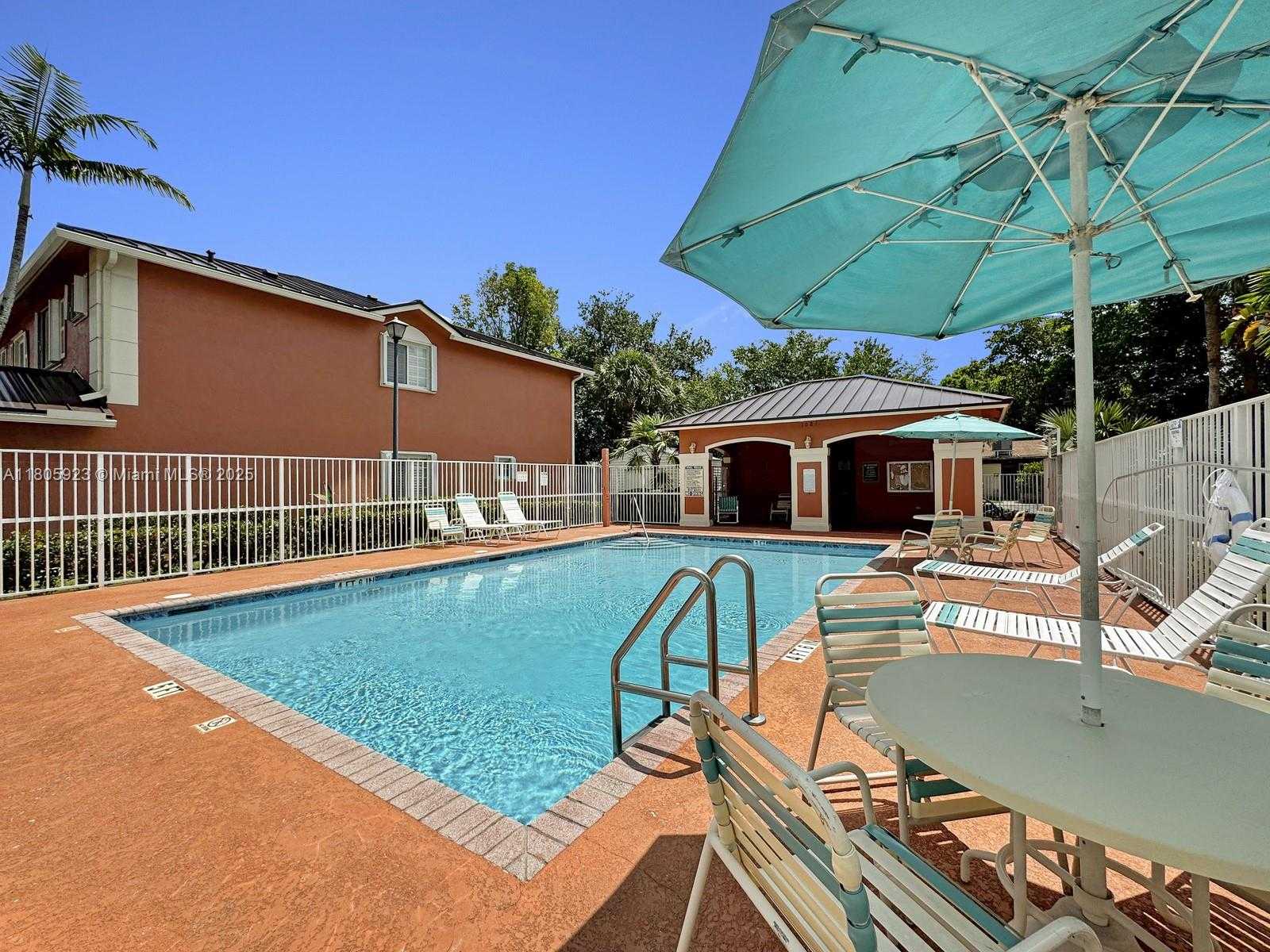 Small Image of 1104 NORTH WEST 100TH AVE, Pembroke Pines Number 30