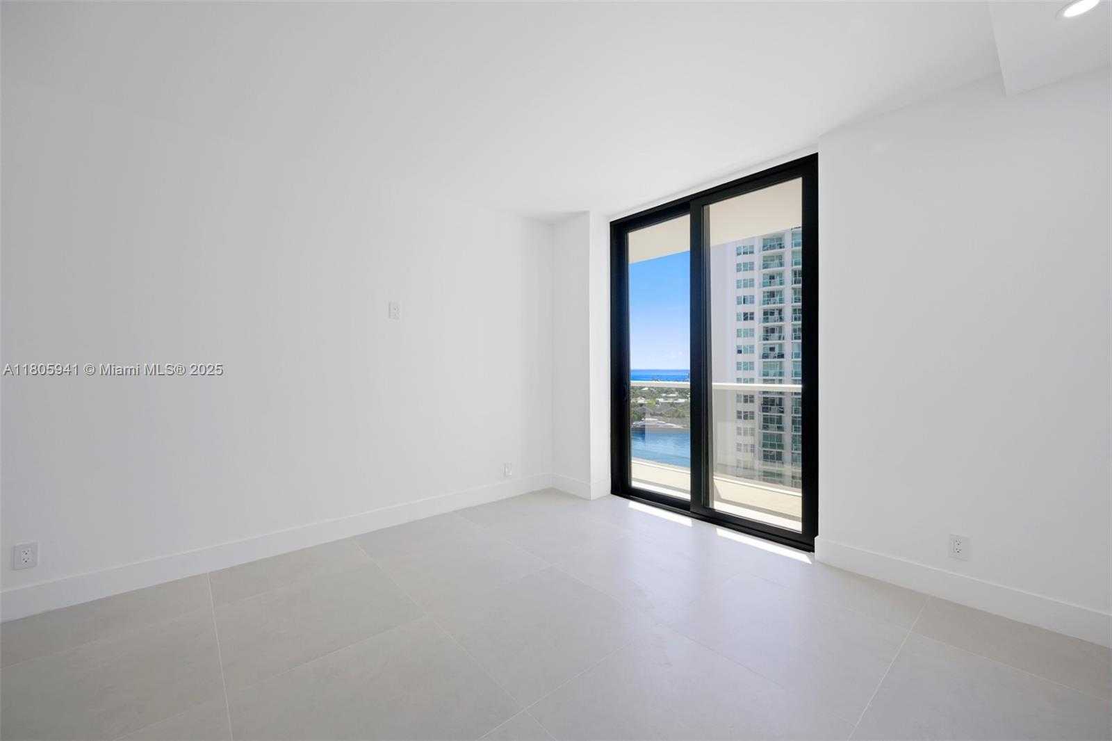 Small Image of 20281 EAST COUNTRY CLUB DR #1008, Aventura Number 13