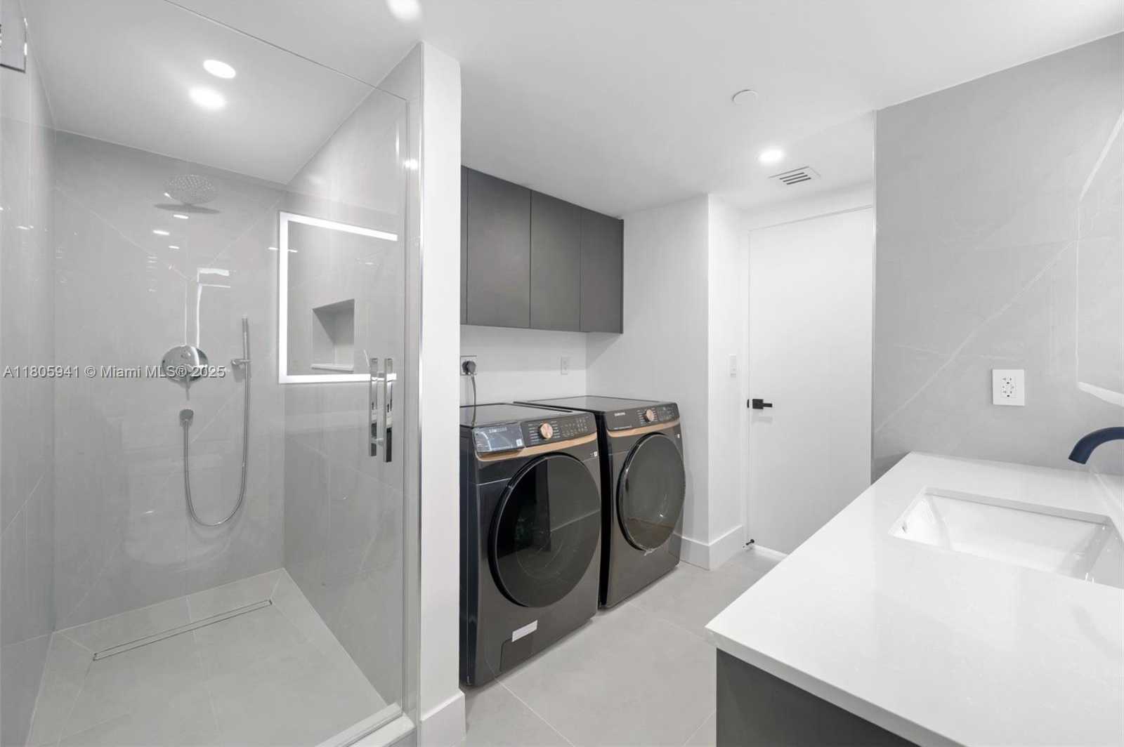 Small Image of 20281 EAST COUNTRY CLUB DR #1008, Aventura Number 19
