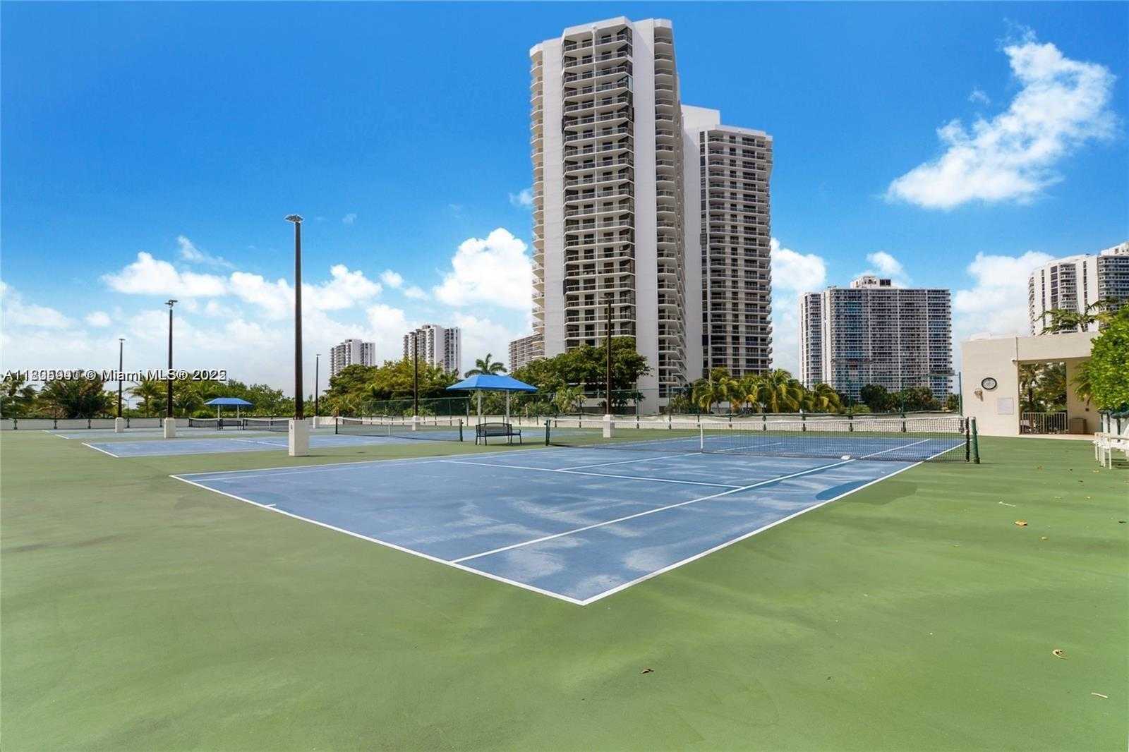 Small Image of 20281 EAST COUNTRY CLUB DR #1008, Aventura Number 49