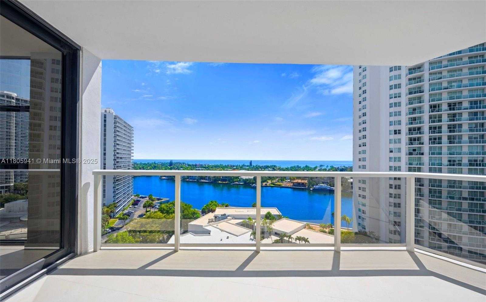 Small Image of 20281 EAST COUNTRY CLUB DR #1008, Aventura Number 52