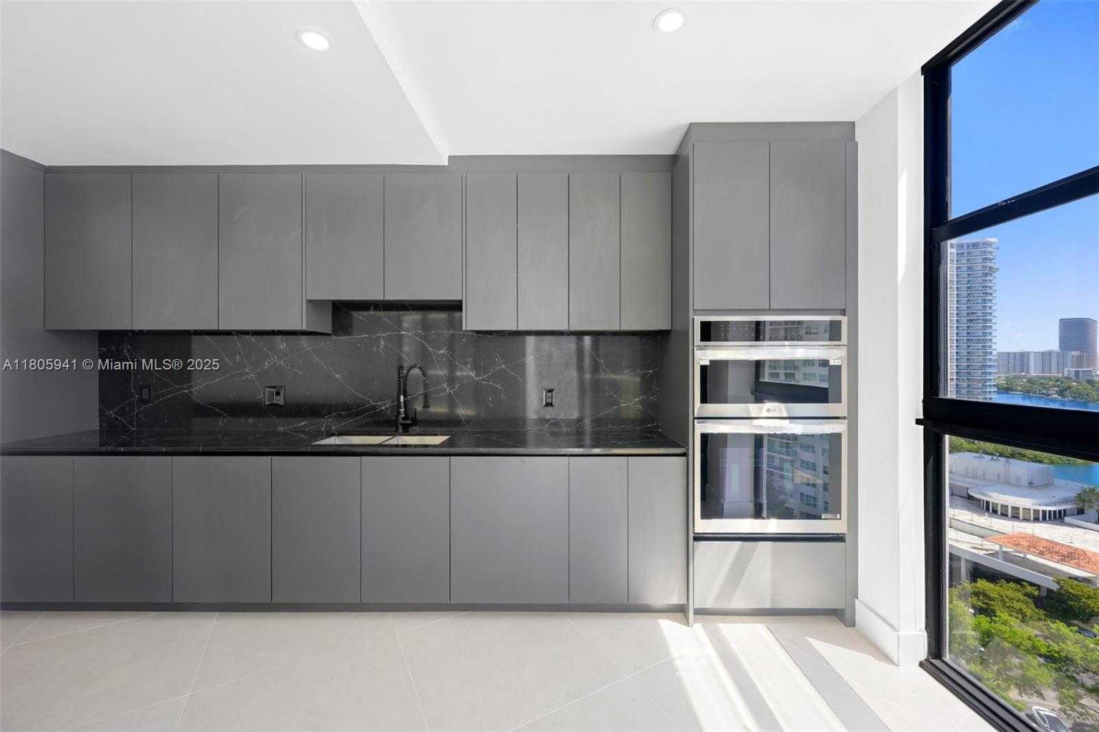 Small Image of 20281 EAST COUNTRY CLUB DR #1008, Aventura Number 9