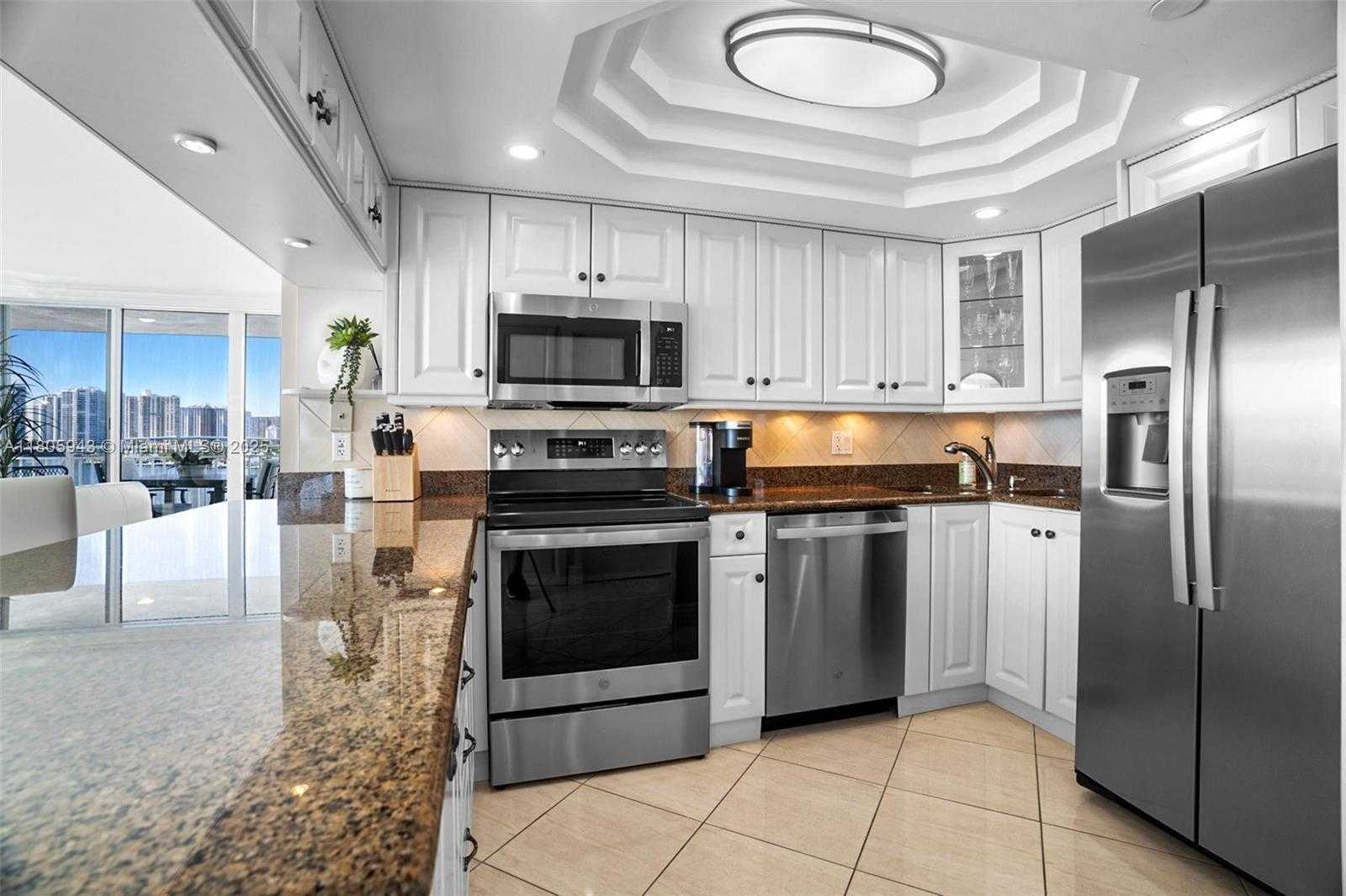 Small Image of 18000 NORTH BAY RD #803, Sunny Isles Beach Number 14