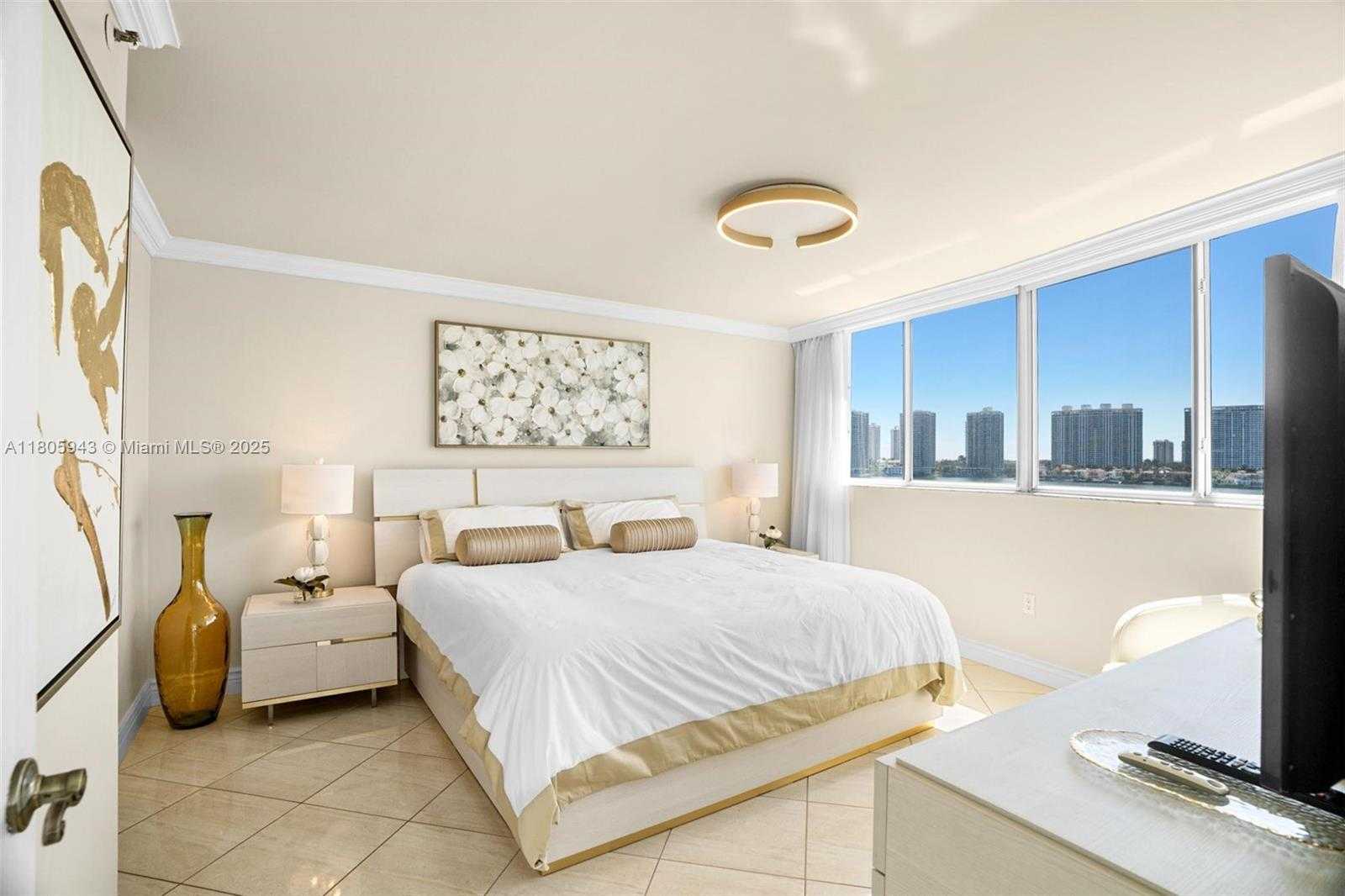 Small Image of 18000 NORTH BAY RD #803, Sunny Isles Beach Number 19