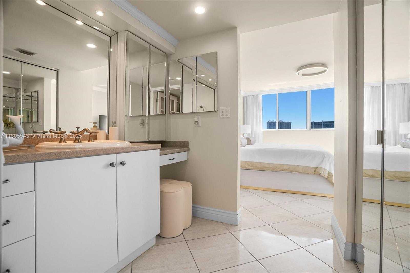 Small Image of 18000 NORTH BAY RD #803, Sunny Isles Beach Number 22