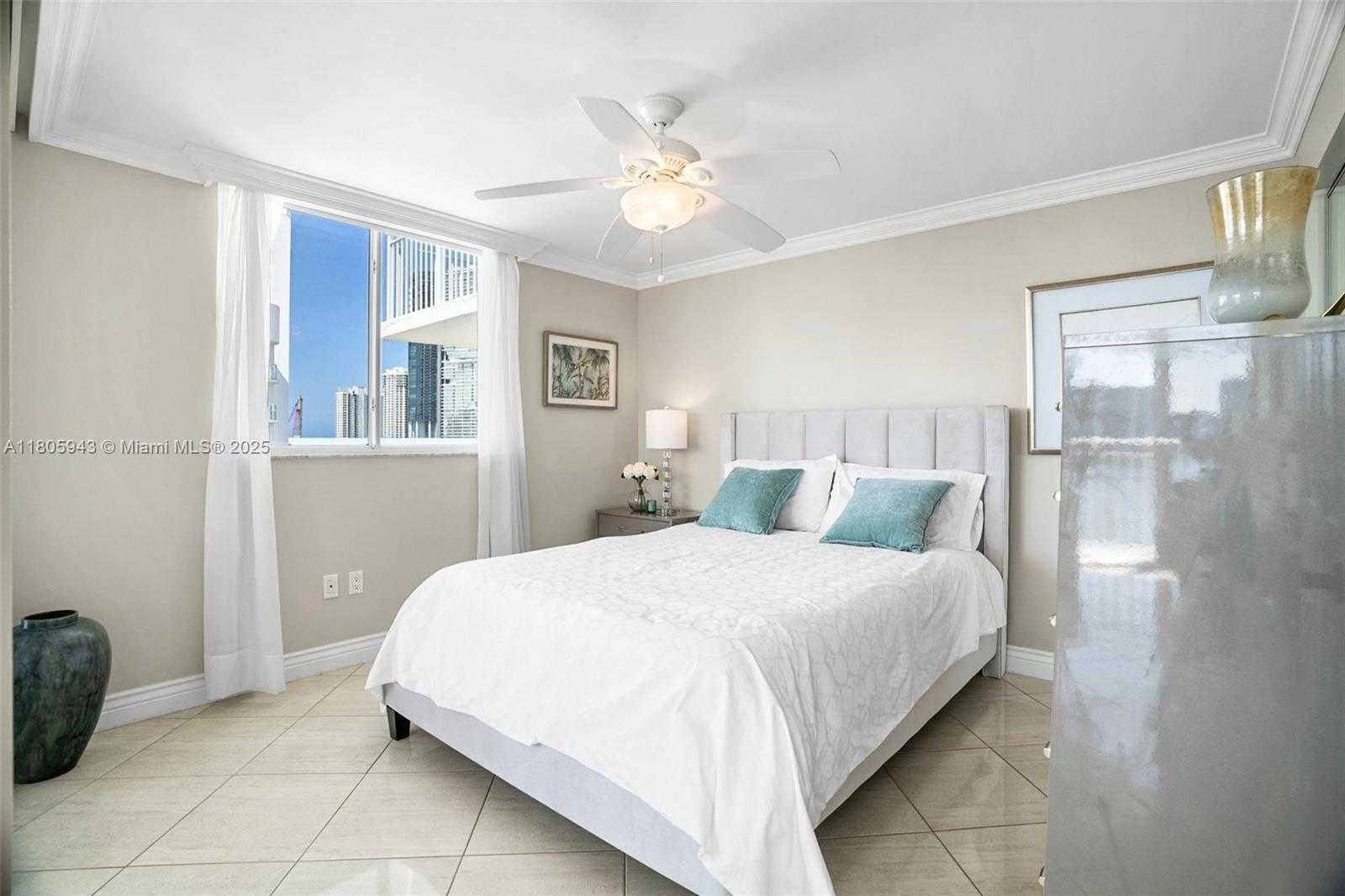 Small Image of 18000 NORTH BAY RD #803, Sunny Isles Beach Number 25