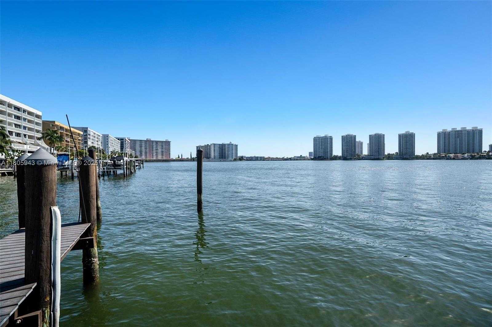 Small Image of 18000 NORTH BAY RD #803, Sunny Isles Beach Number 33