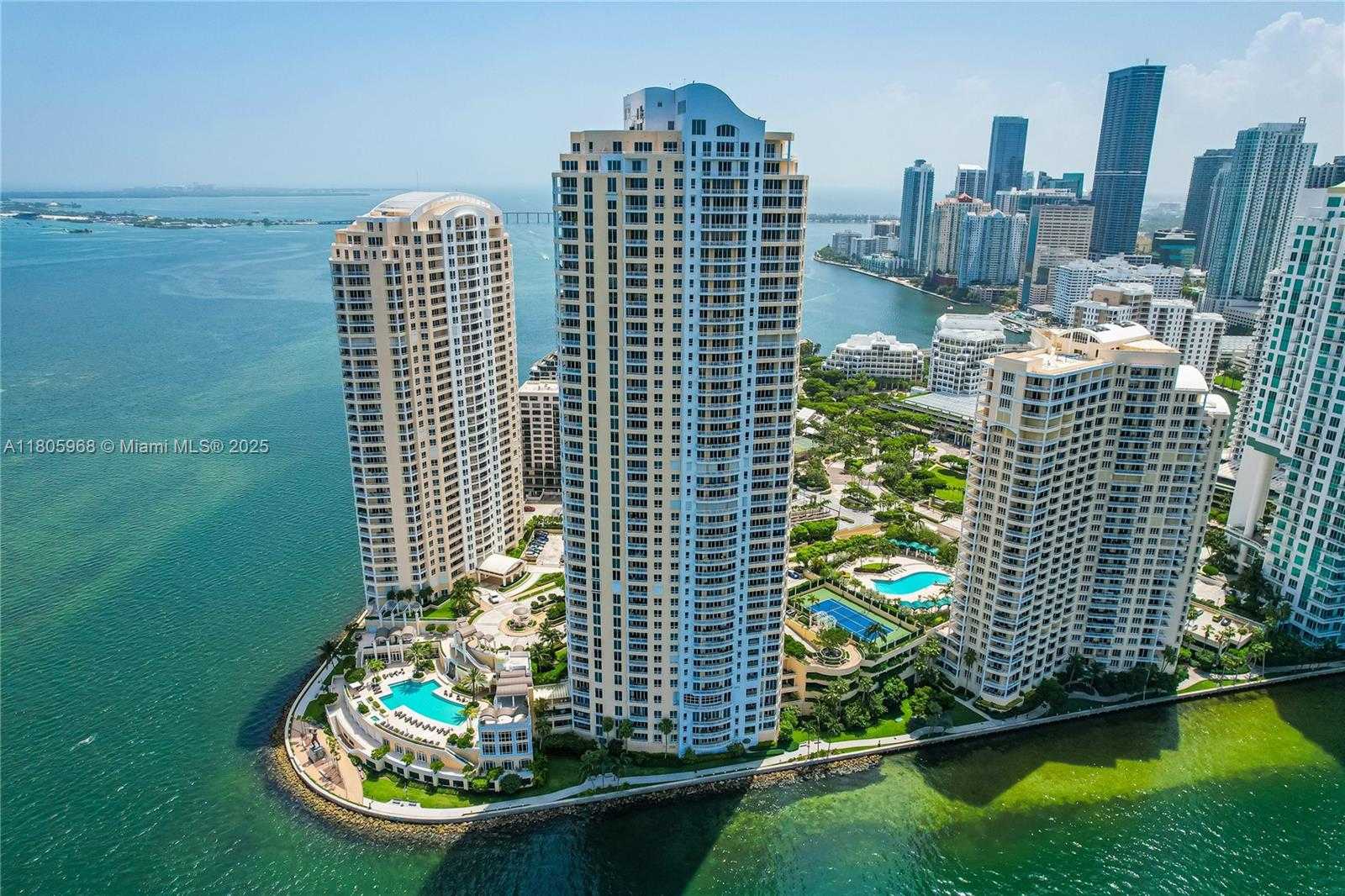 Small Image of 848 BRICKELL KEY DR #3803, Miami Number 30