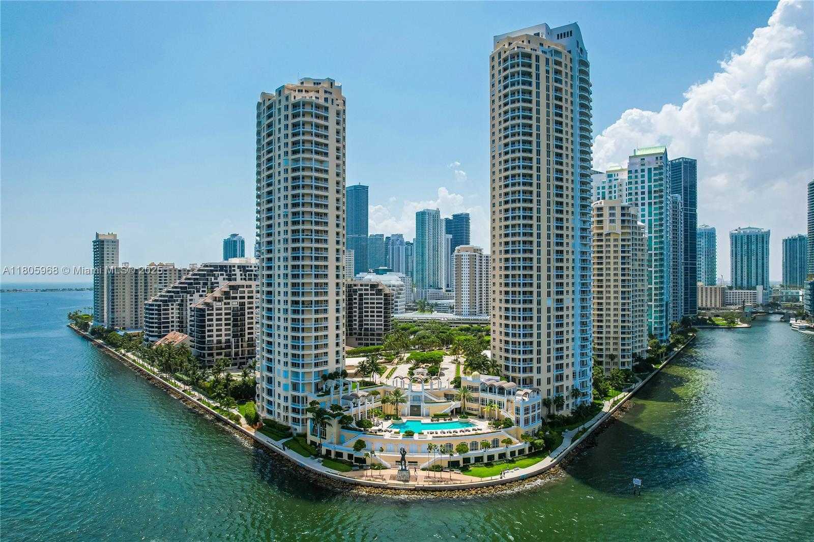 Small Image of 848 BRICKELL KEY DR #3803, Miami Number 31