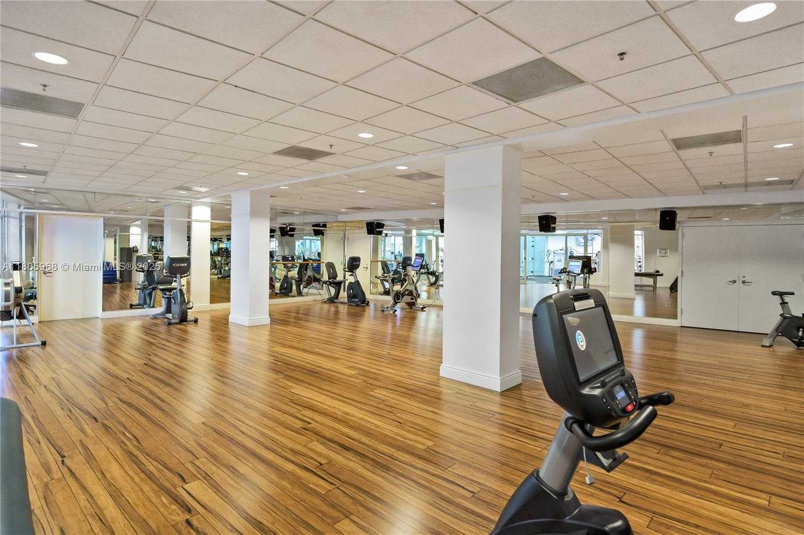 Small Image of 848 BRICKELL KEY DR #3803, Miami Number 41