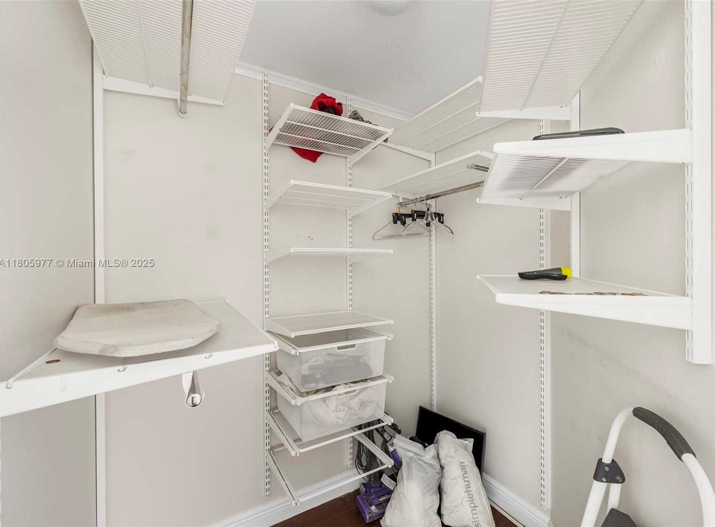 Small Image of 1755 EAST HALLANDALE BEACH BLVD #1604E, Hallandale Beach Number 21