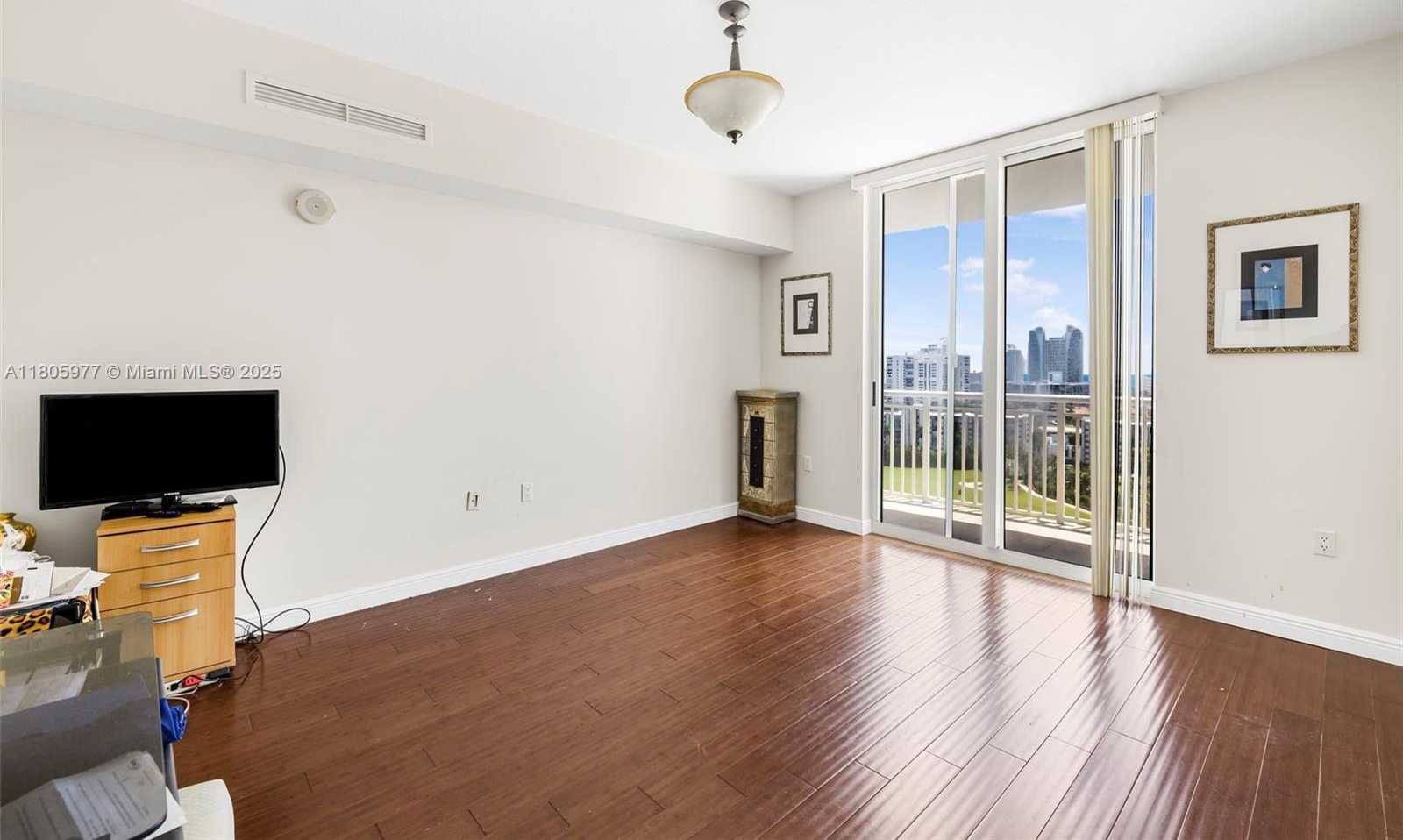 Small Image of 1755 EAST HALLANDALE BEACH BLVD #1604E, Hallandale Beach Number 27