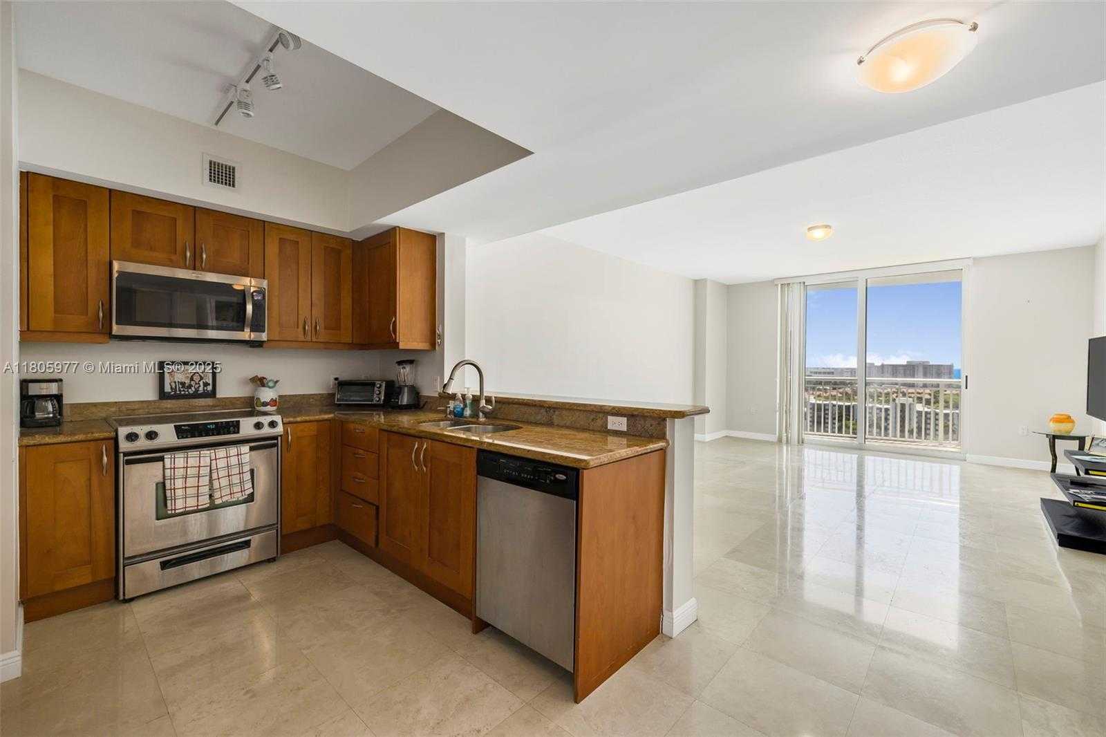 Small Image of 1755 EAST HALLANDALE BEACH BLVD #1604E, Hallandale Beach Number 4