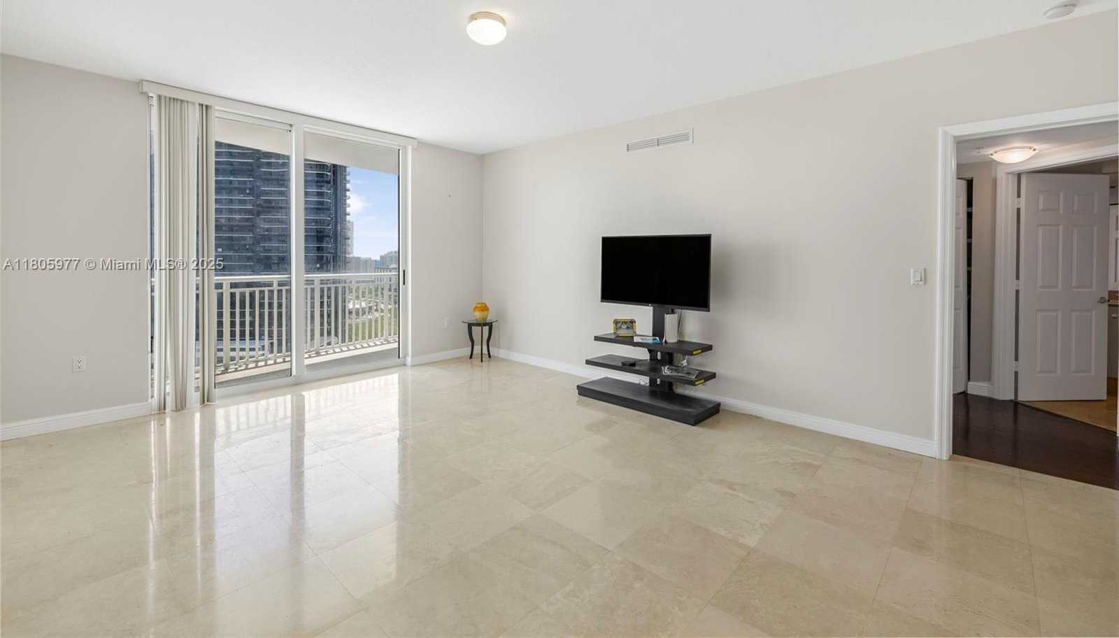 Small Image of 1755 EAST HALLANDALE BEACH BLVD #1604E, Hallandale Beach Number 8