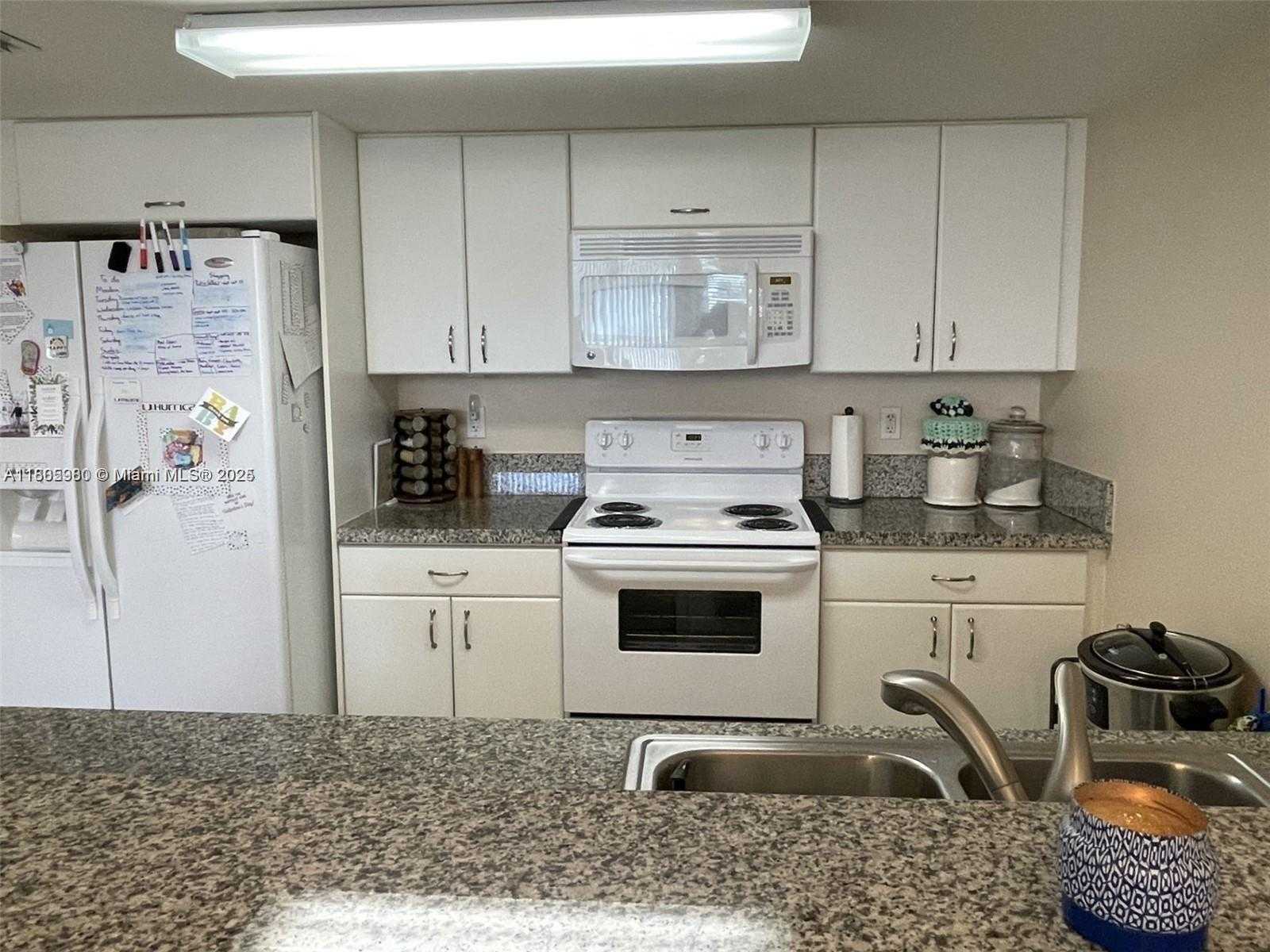 Small Image of 1555 NORTH TREASURE DR #201, North Bay Village Number 2