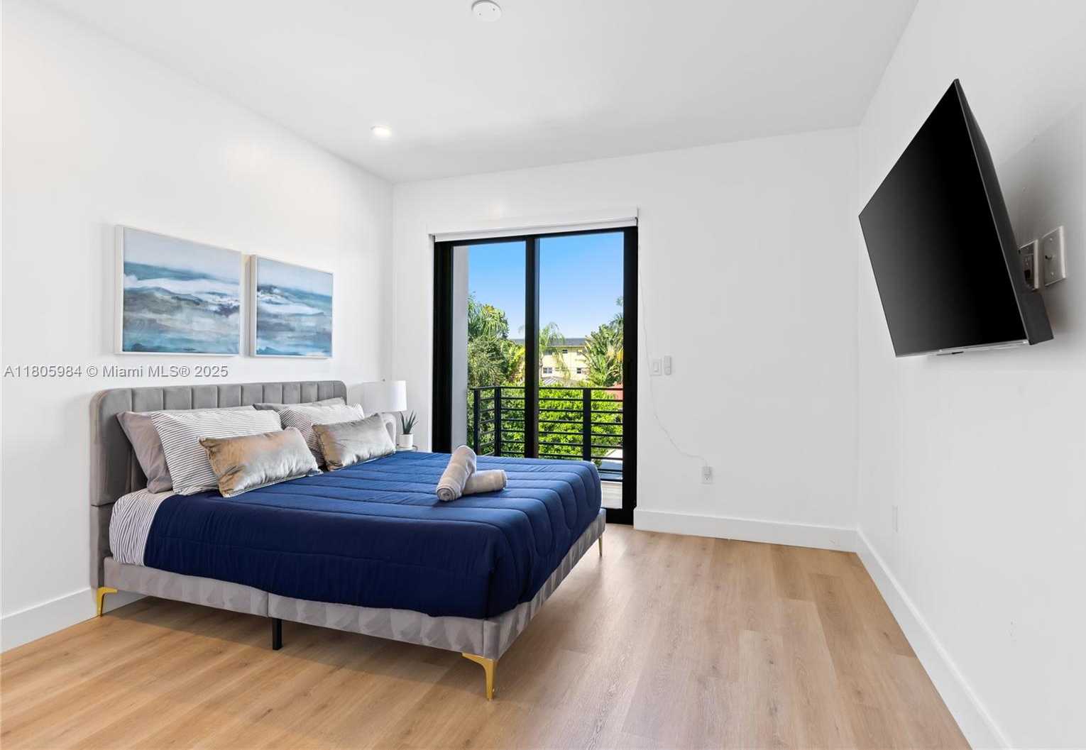 Small Image of 1116 NORTH EAST 10TH AVE, Fort Lauderdale Number 24