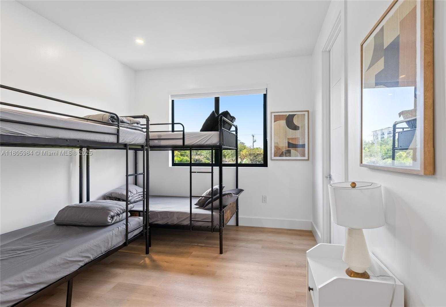 Small Image of 1116 NORTH EAST 10TH AVE, Fort Lauderdale Number 27