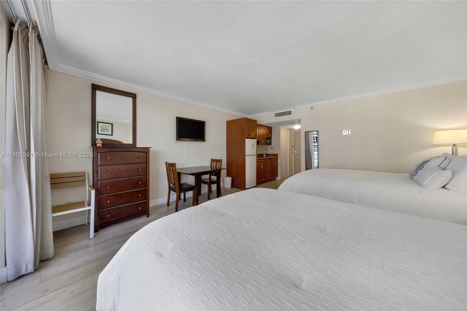 Small Image of 19201 COLLINS AVE #721, Sunny Isles Beach Number 2