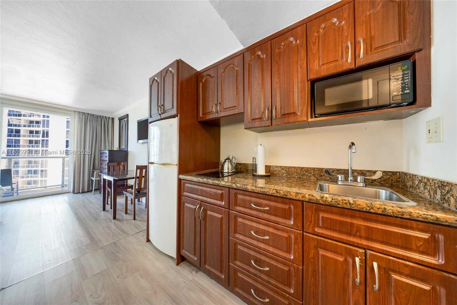 Small Image of 19201 COLLINS AVE #721, Sunny Isles Beach Number 25