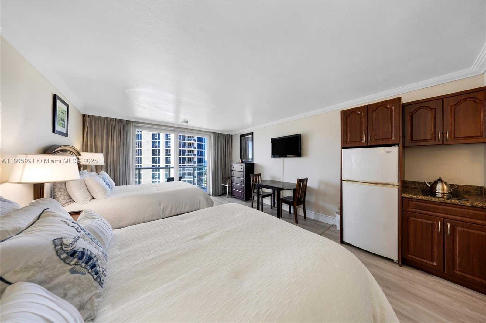 Small Image of 19201 COLLINS AVE #721, Sunny Isles Beach Number 27