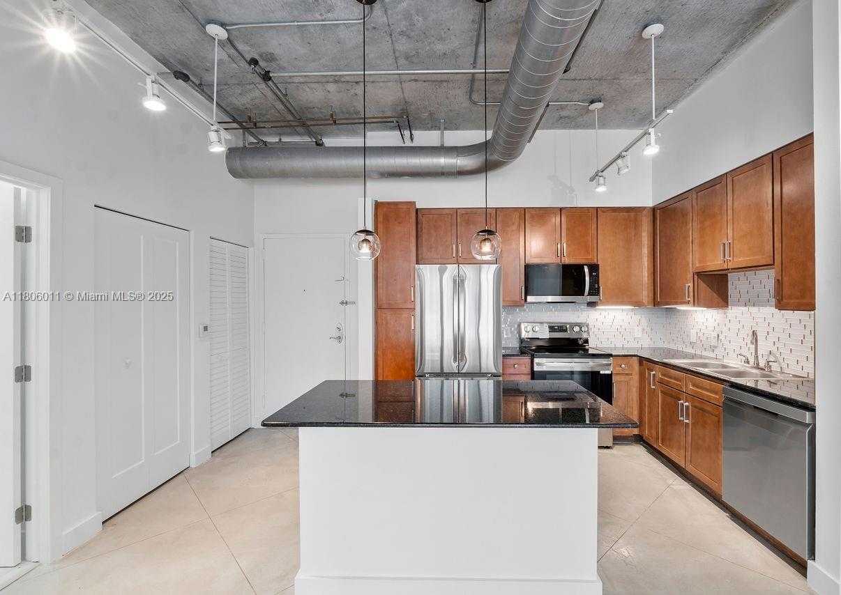 Small Image of 2001 BISCAYNE BLVD #2308, Miami Number 5