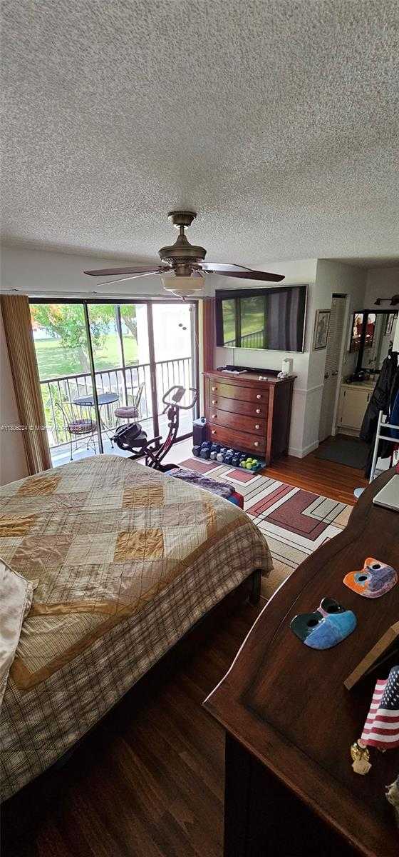 Small Image of 15545 SOUTH WEST 110TH TER, Miami Number 15