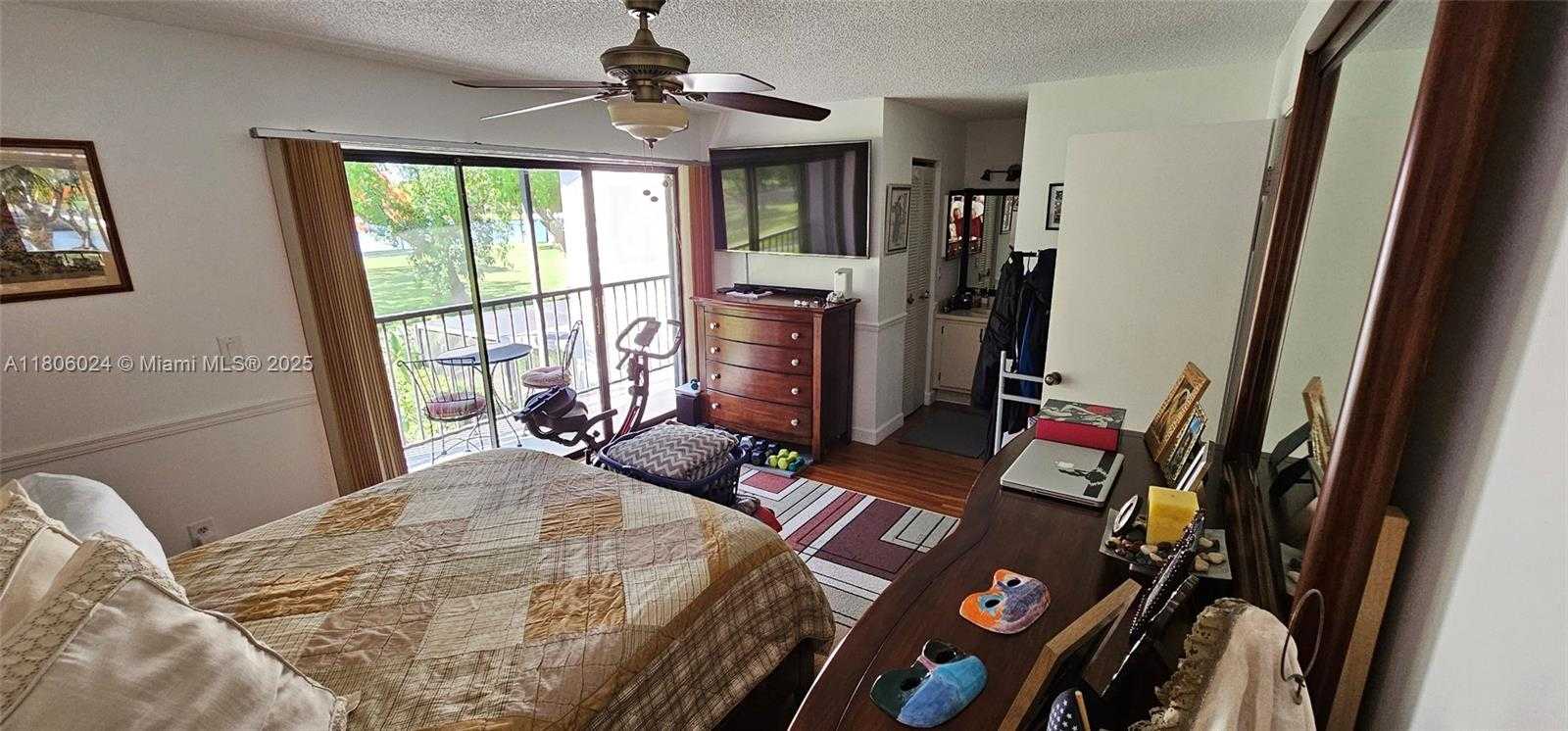 Small Image of 15545 SOUTH WEST 110TH TER, Miami Number 26