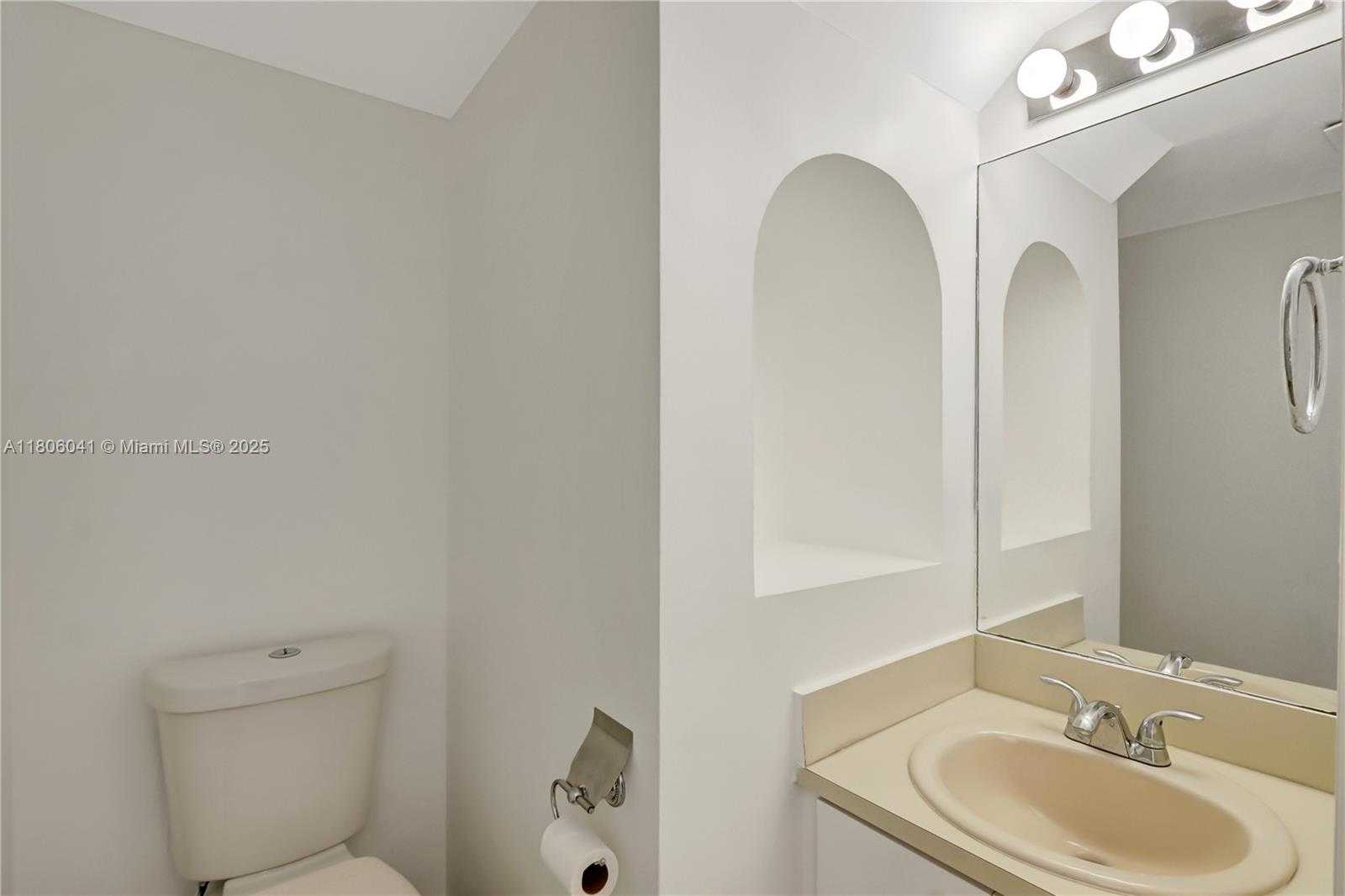Small Image of 8555 SOUTH WEST 152ND AVE #103, Miami Number 12