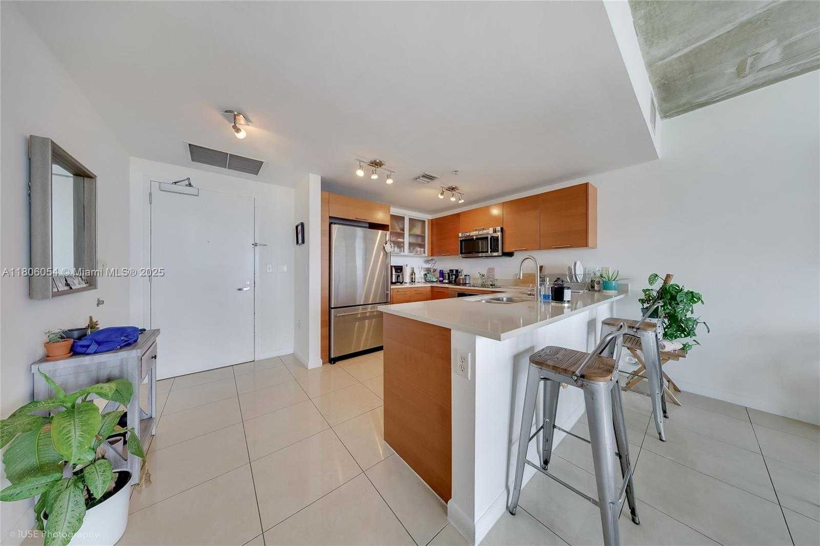 Small Image of 3250 NORTH EAST 1ST AVE #1007, Miami Number 2