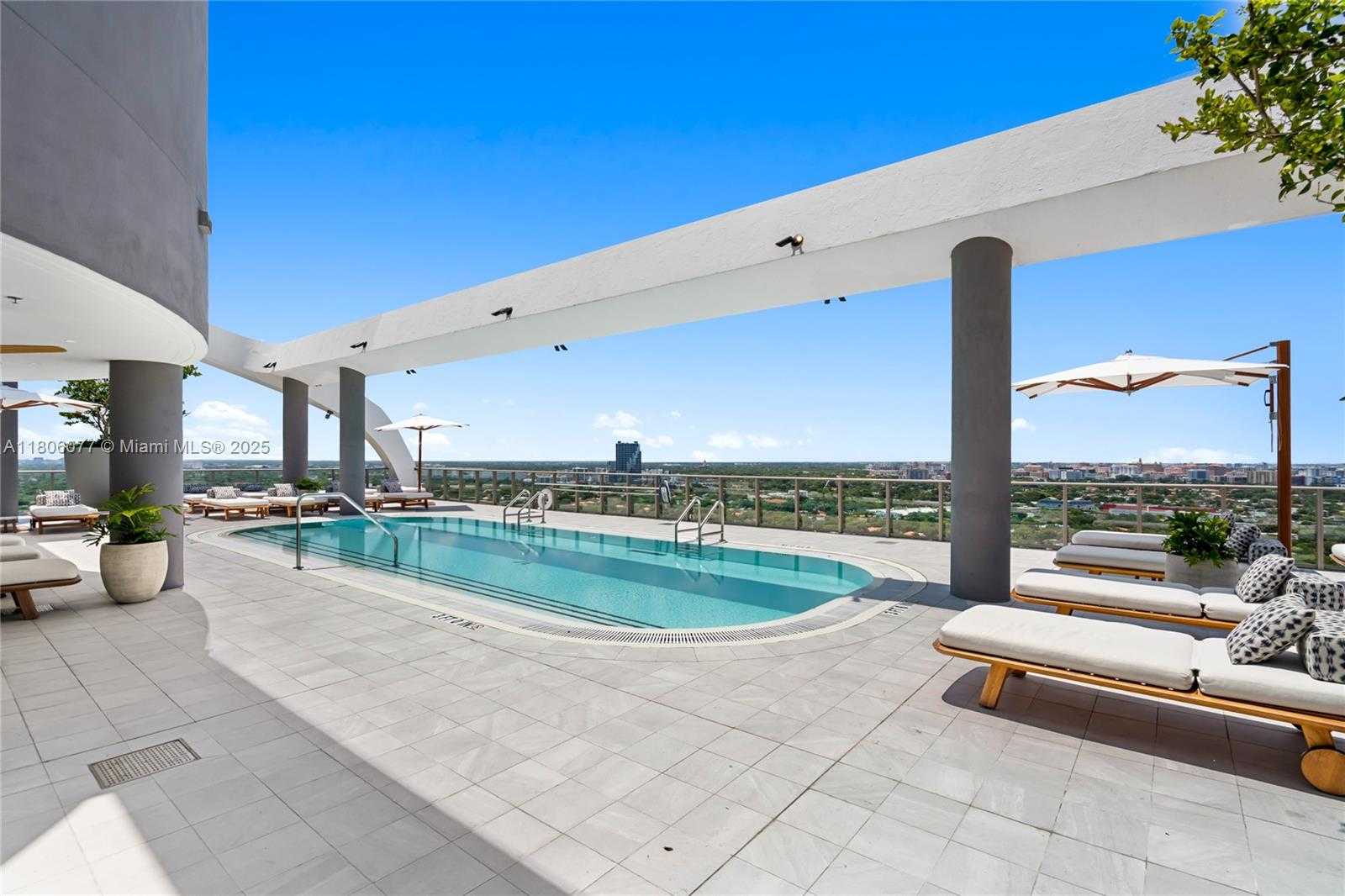 Small Image of 2678 TIGERTAIL AVE #713, Miami Number 36