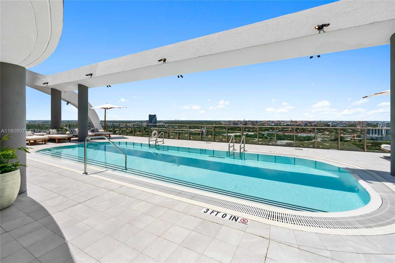 Small Image of 2678 TIGERTAIL AVE #713, Miami Number 37