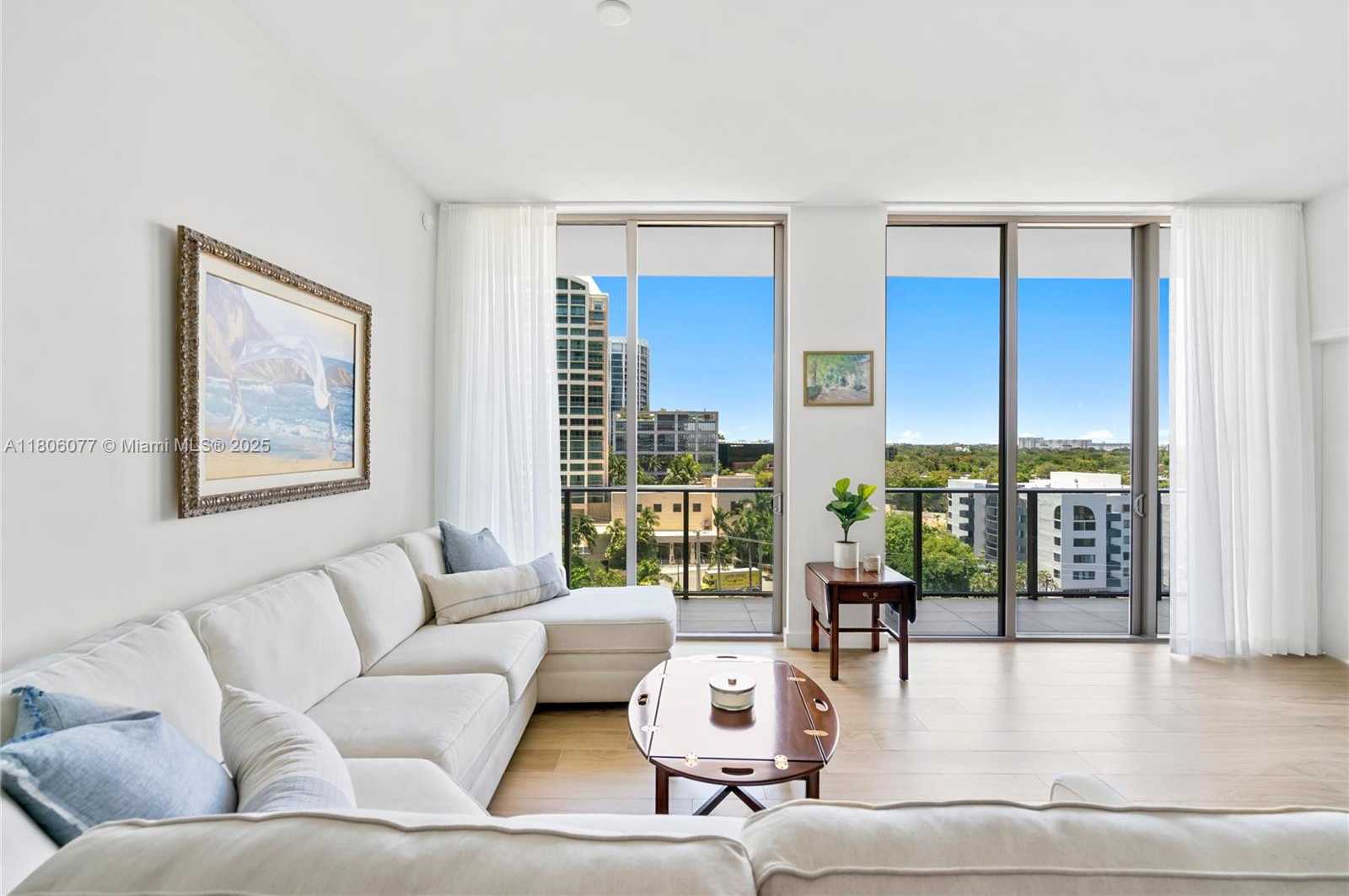 Small Image of 2678 TIGERTAIL AVE #713, Miami Number 4