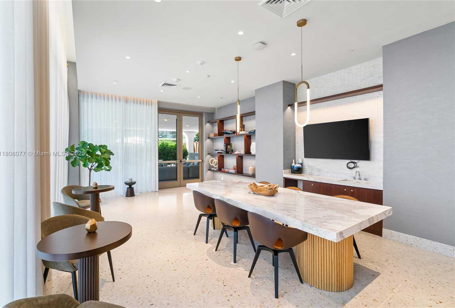 Small Image of 2678 TIGERTAIL AVE #713, Miami Number 45