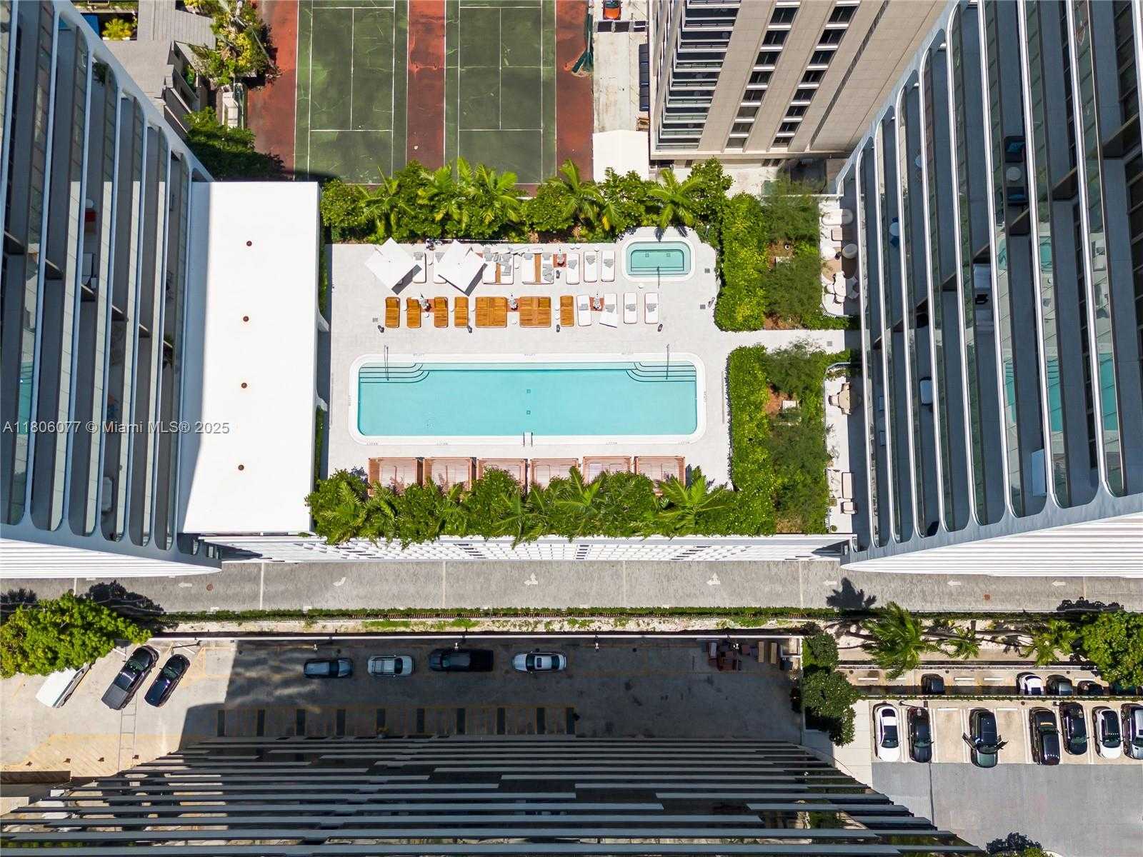 Small Image of 2678 TIGERTAIL AVE #713, Miami Number 55