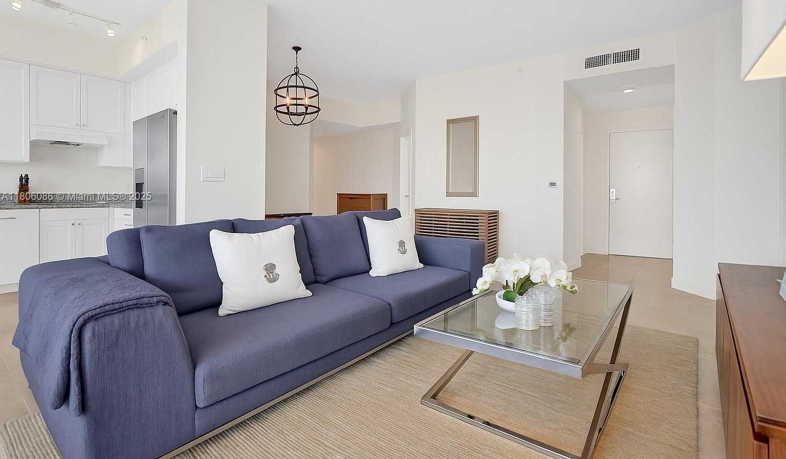 Small Image of 4779 COLLINS AVE #4006, Miami Beach Number 2