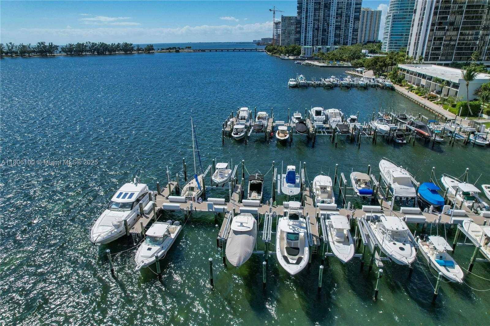 Small Image of 1901 BRICKELL AVE #B1408, Miami Number 28