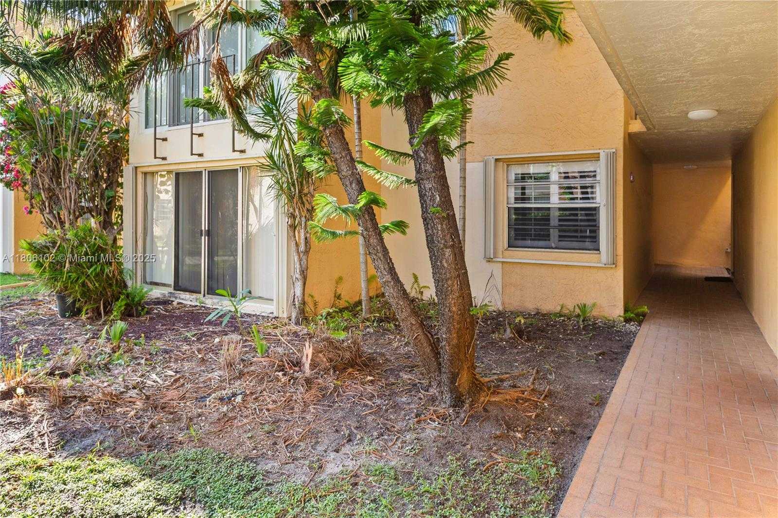 Small Image of 9310 WEST FLAGLER ST #111A, Miami Number 19