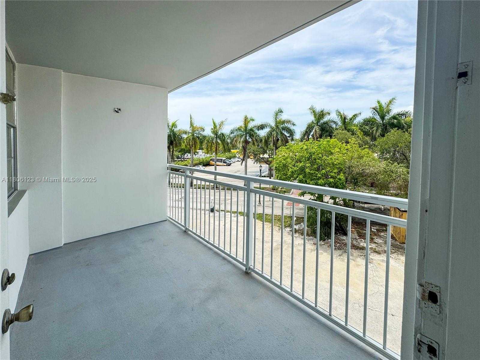 Small Image of 2025 NORTH EAST 164TH ST #301, North Miami Beach Number 14