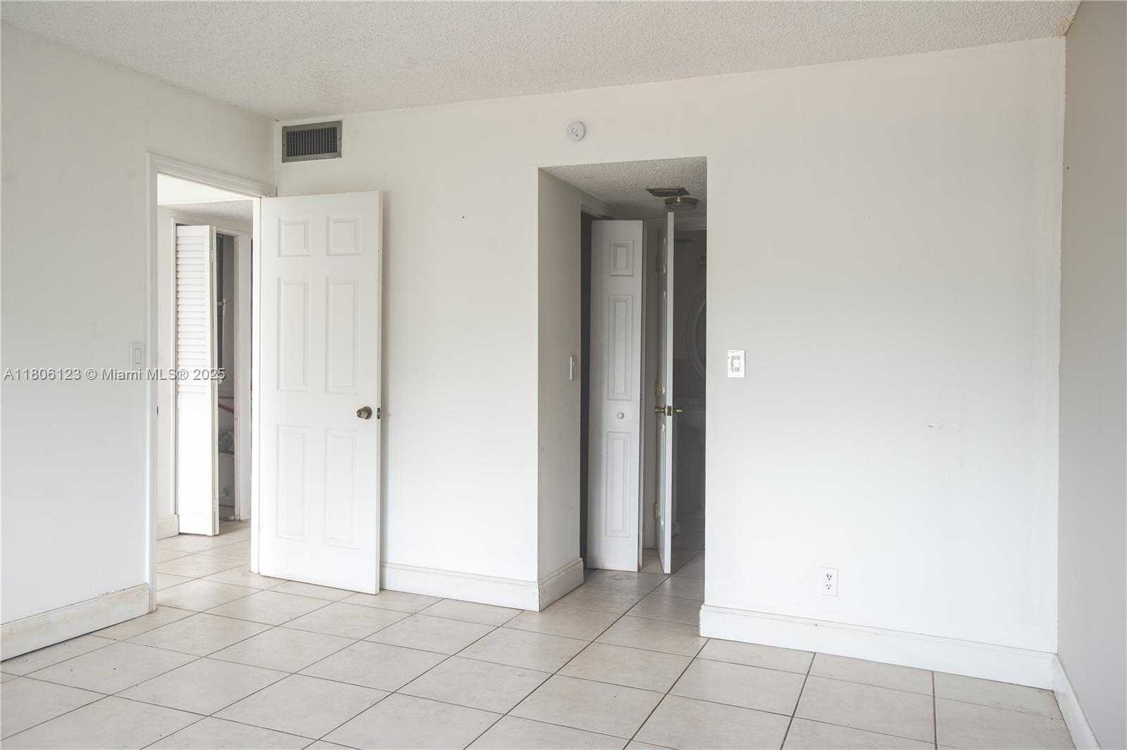 Small Image of 2025 NORTH EAST 164TH ST #301, North Miami Beach Number 17