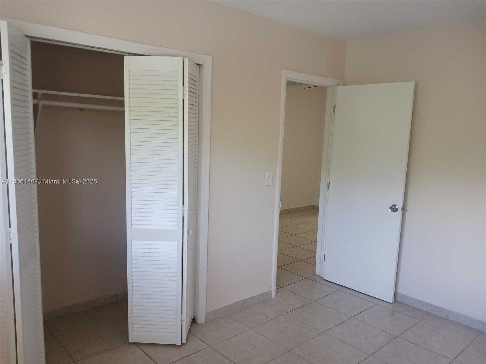 Small Image of 2700 NORTH EAST 135TH ST #30, North Miami Number 8