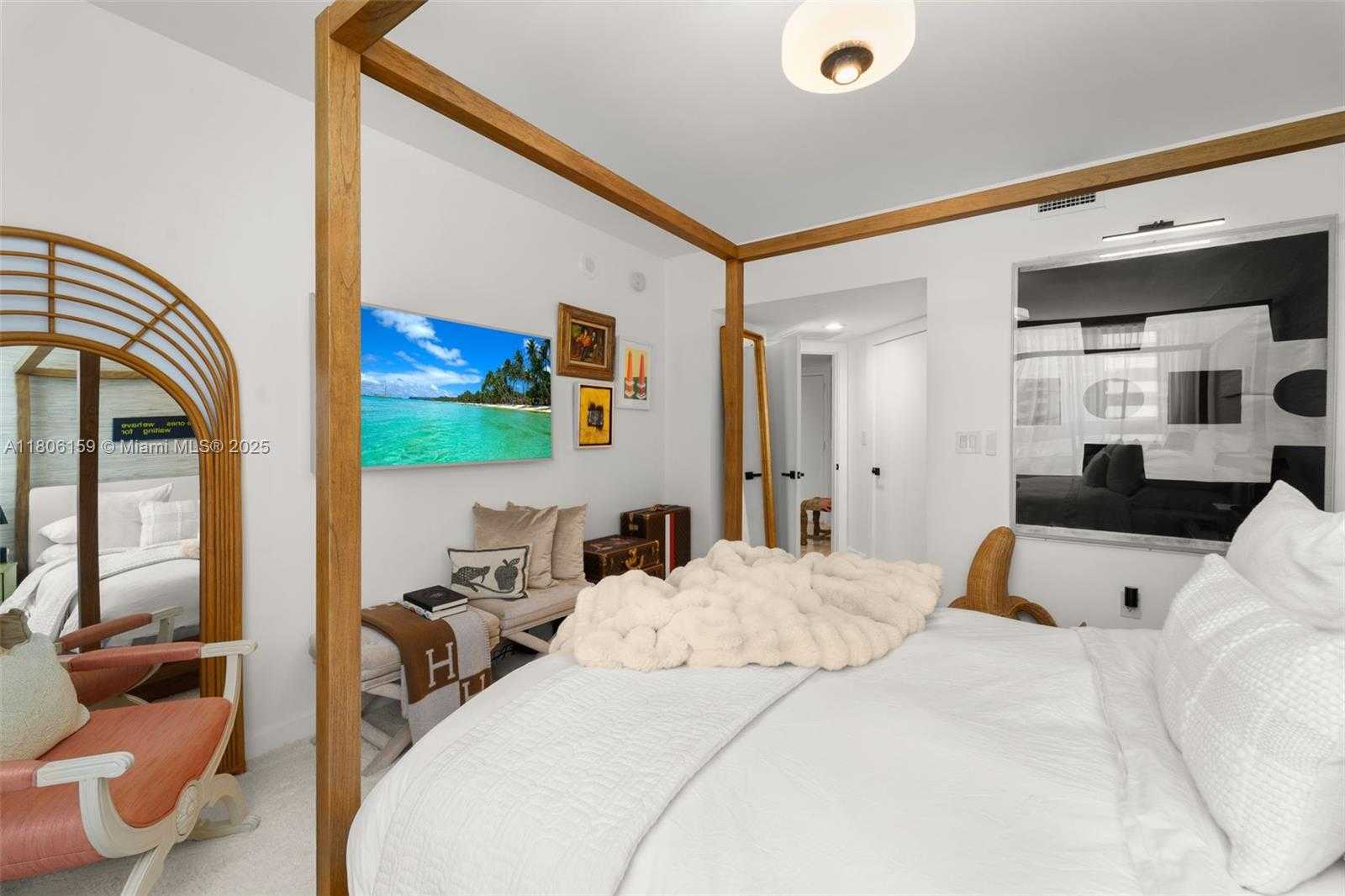 Small Image of 1330 WEST AVE #810, Miami Beach Number 12