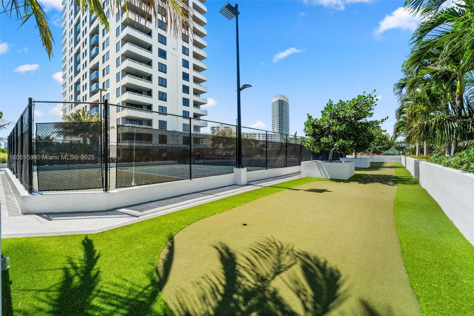Small Image of 1330 WEST AVE #810, Miami Beach Number 20
