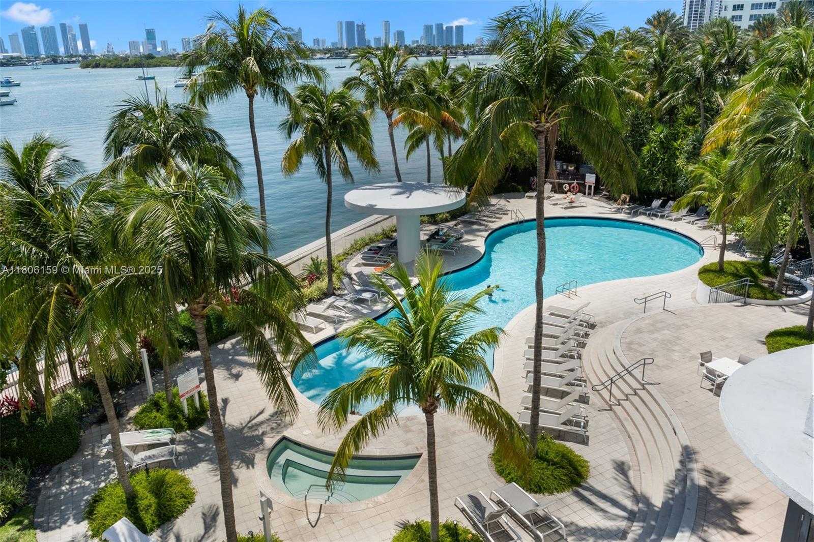 Small Image of 1330 WEST AVE #810, Miami Beach Number 21