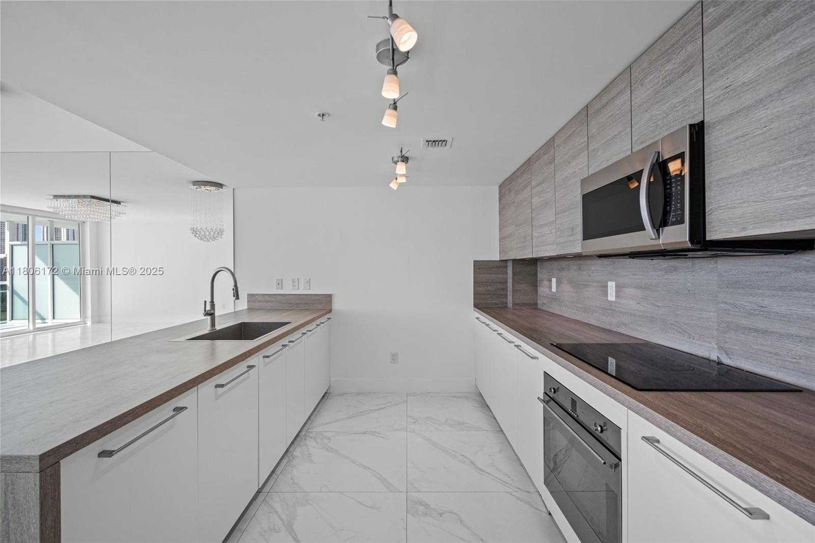 Small Image of 400 SUNNY ISLES BLVD #1005, Sunny Isles Beach Number 21
