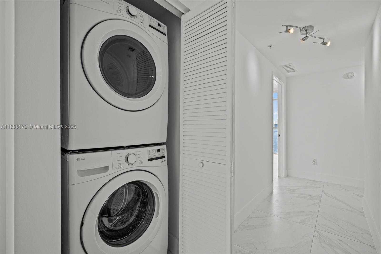 Small Image of 400 SUNNY ISLES BLVD #1005, Sunny Isles Beach Number 24