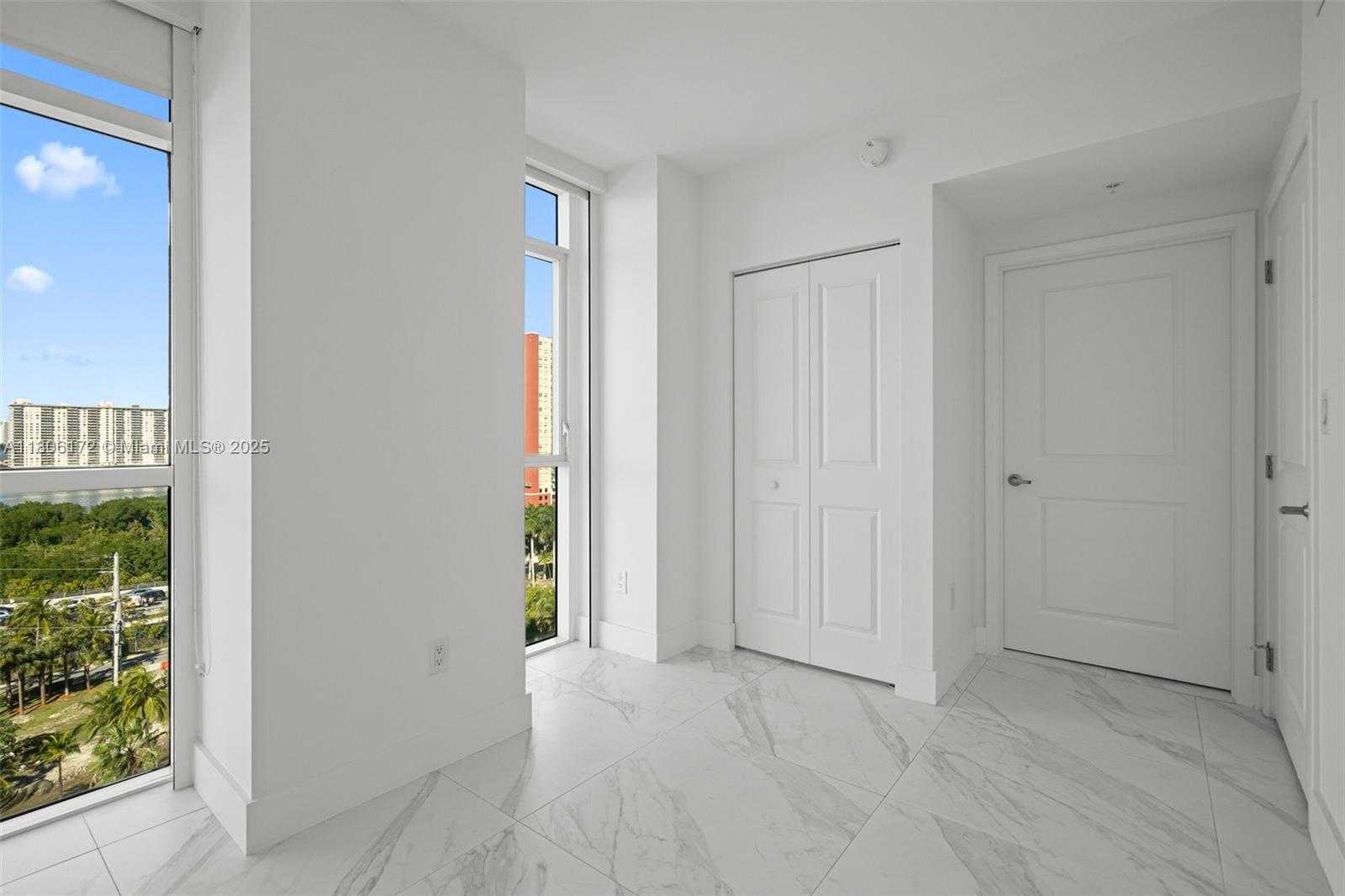 Small Image of 400 SUNNY ISLES BLVD #1005, Sunny Isles Beach Number 26