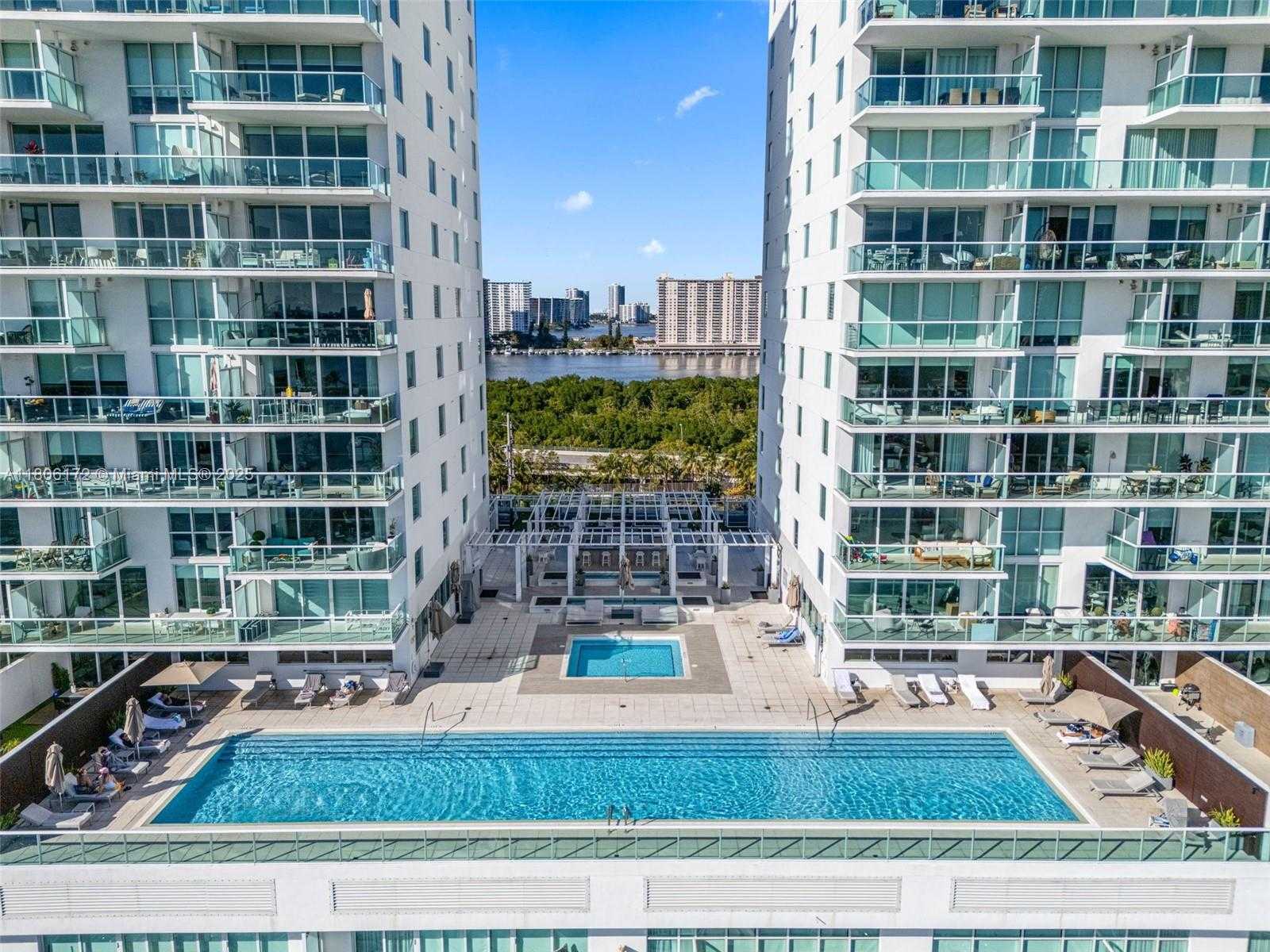 Small Image of 400 SUNNY ISLES BLVD #1005, Sunny Isles Beach Number 38
