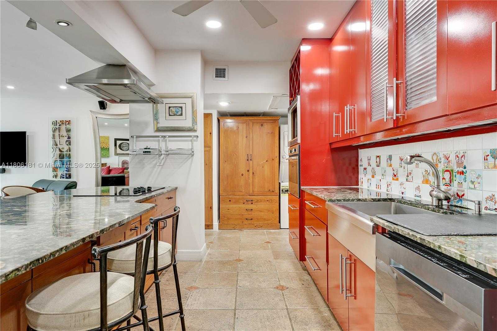 Small Image of 200 OCEAN LANE DR #305, Key Biscayne Number 10
