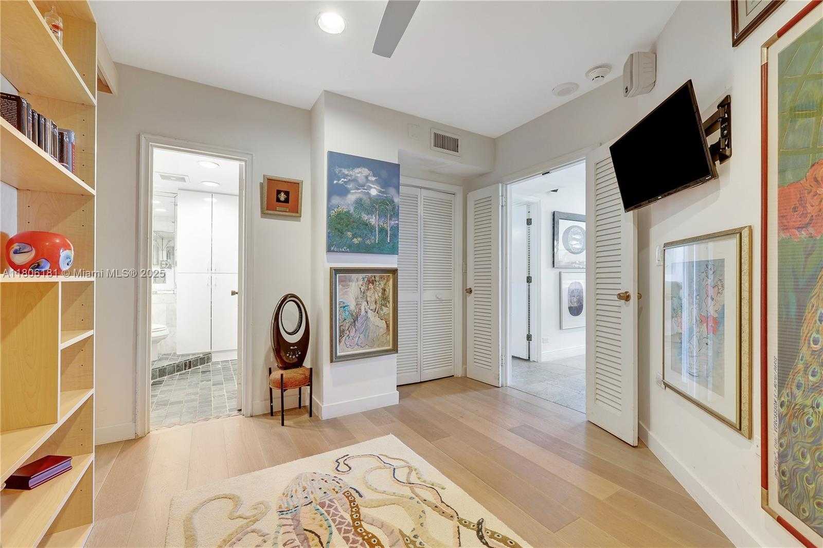 Small Image of 200 OCEAN LANE DR #305, Key Biscayne Number 17